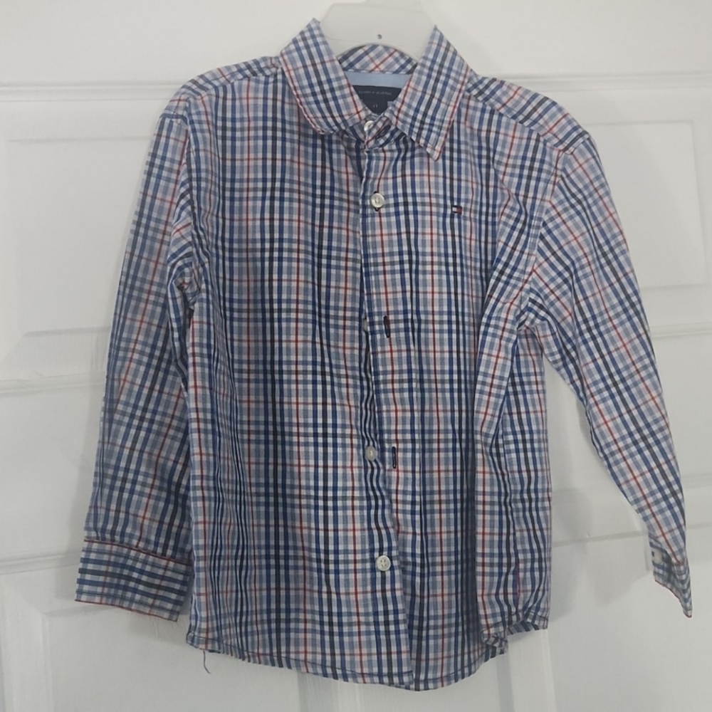 Clothes - Picture 2 of 3